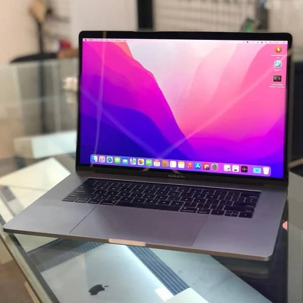 MACBOOK PRO RETINA 2018 i7, 15 INCH, RAM 16 GB, SSD 256 / 512 - SECOND - Image 3